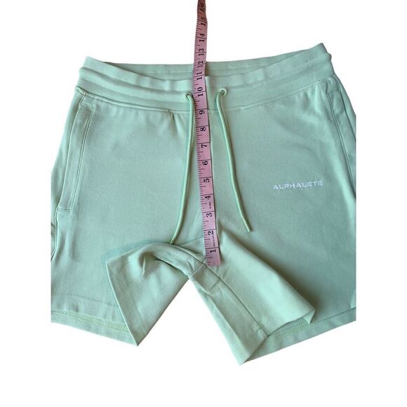 Alphalete Essential Core Shorts In Frozen Spring/Mint Green - Picture 8 of 9